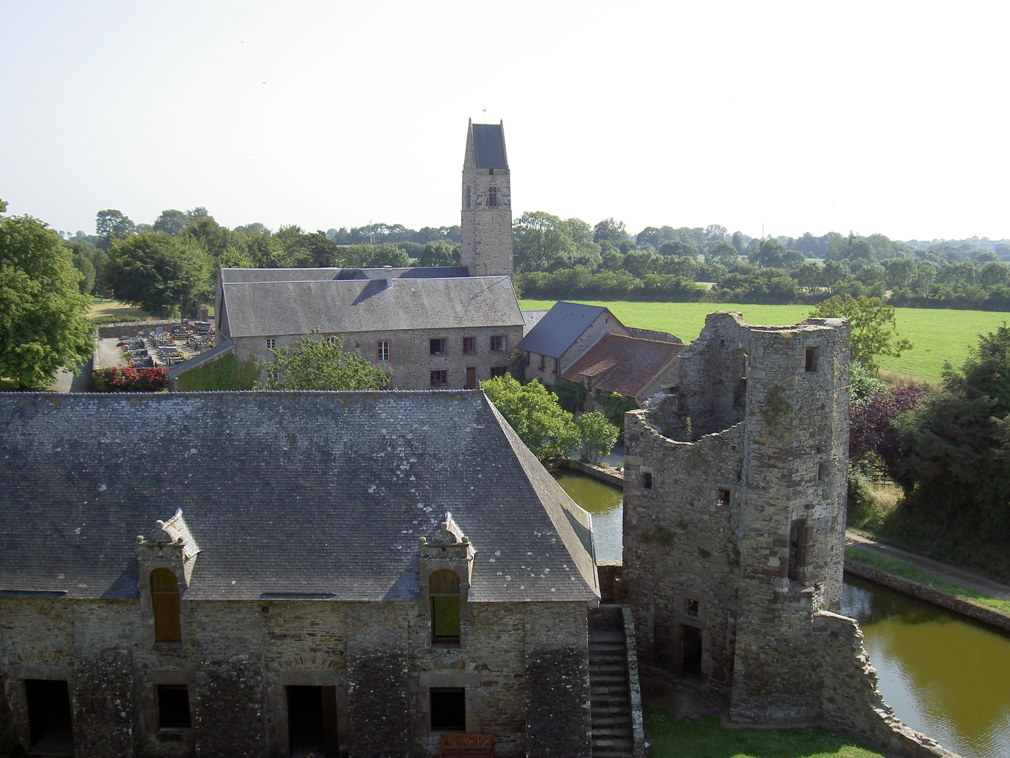 Slottet Gratot, en bit utanför Coutances Slottet Gratot, en bit utanför Coutances