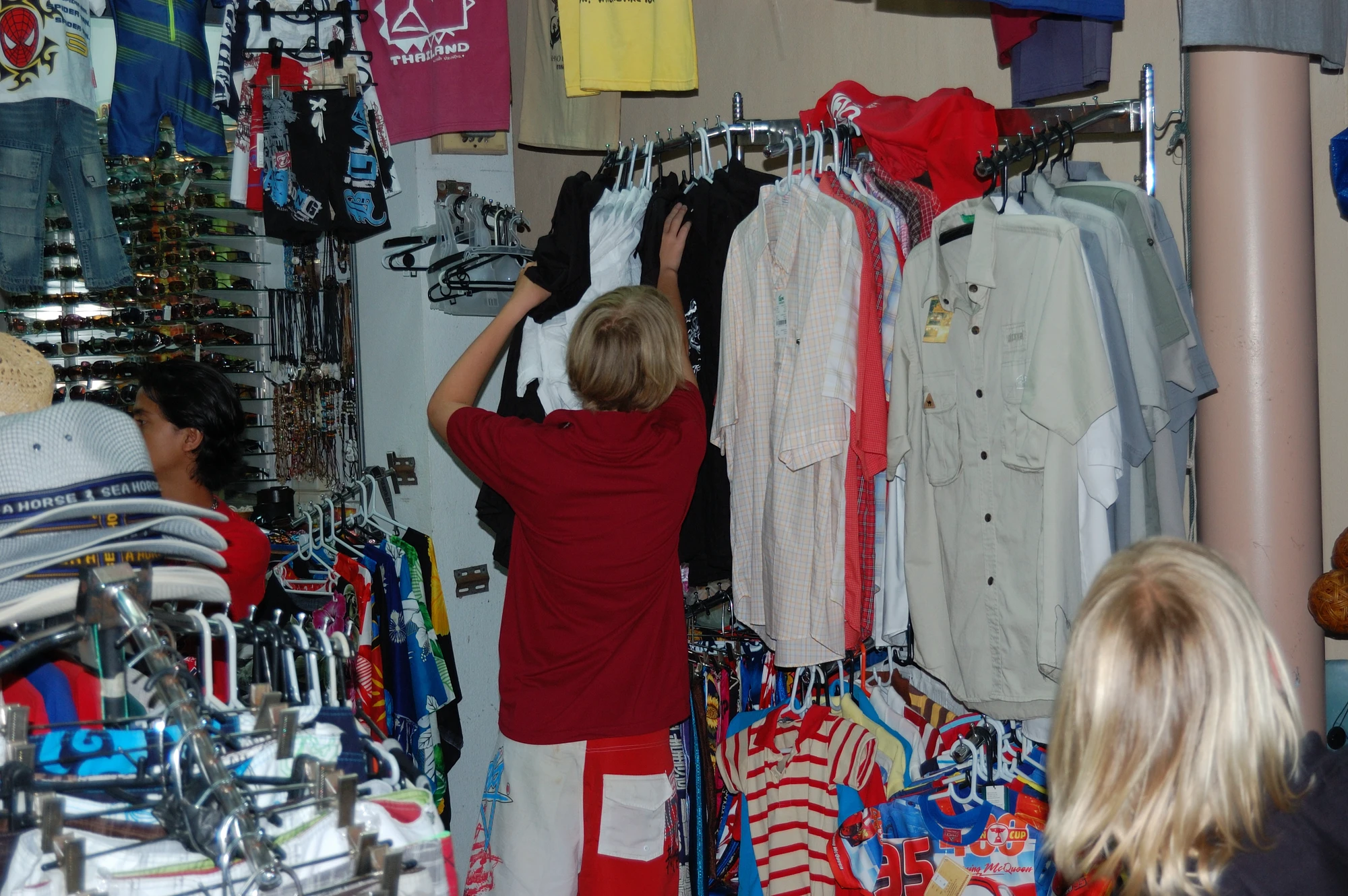 Shopping inne i Kao Lak Shopping inne i Kao Lak