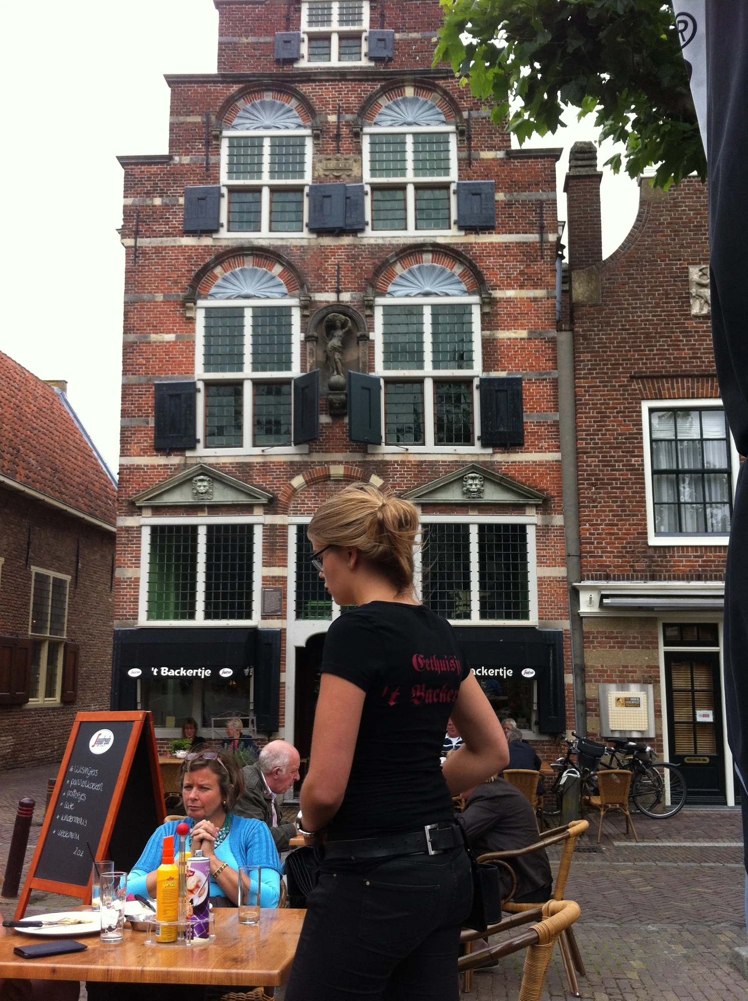 Cykeltur till Oudewater en bit utanför Gouda med fika. Cykeltur till Oudewater en bit utanför Gouda med fika.