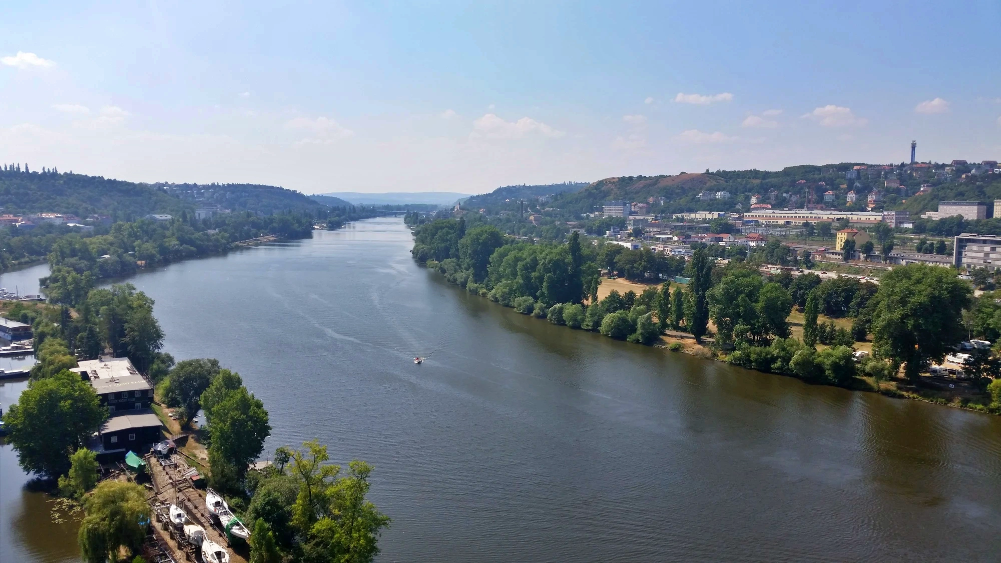 Vy över Prag från Vyšehrad