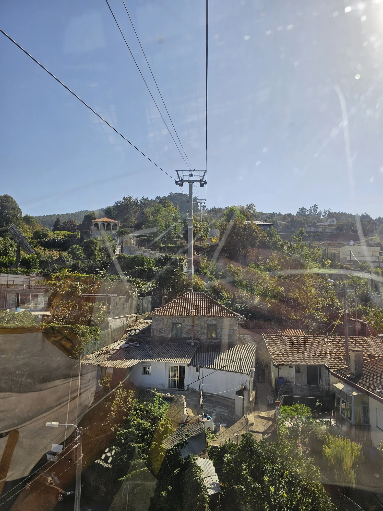 Guimaraes lift till Penha Guimaraes lift till Penha