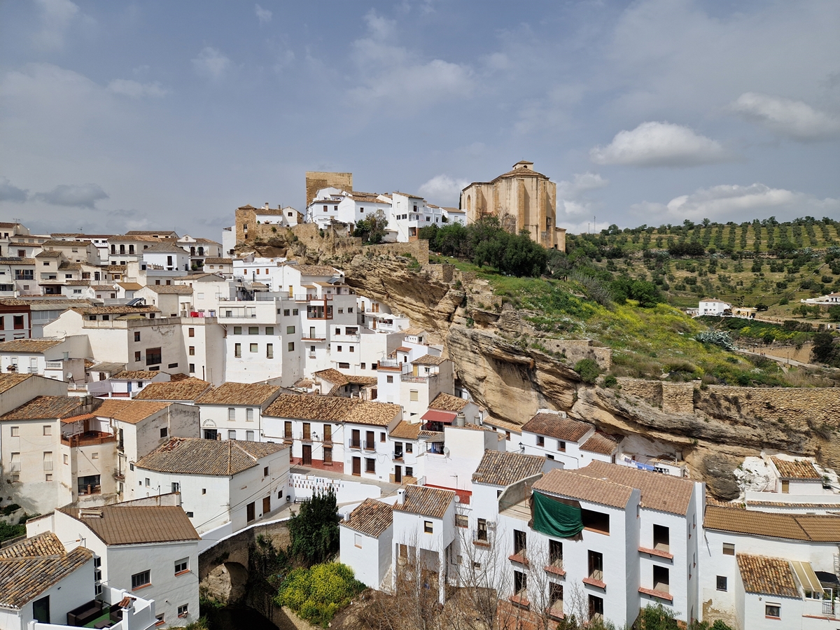 Setenil de las Bodegas