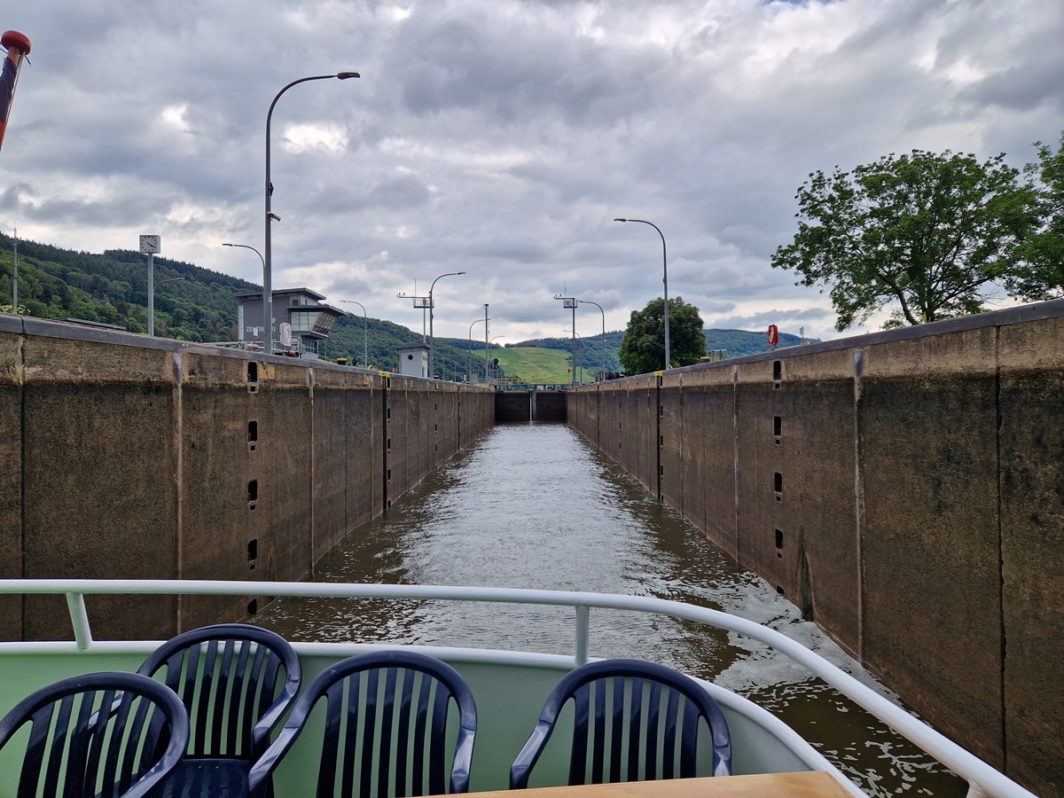Sluss Mosel vid Traben -Trarbach