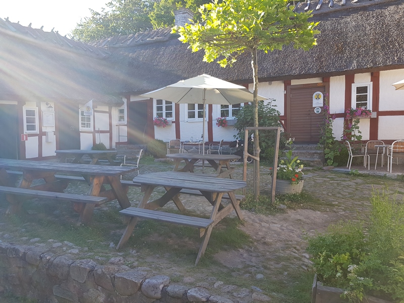 Innegården Vandrarhemmet Haväng