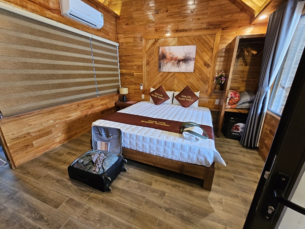 Hoang Long Riverside Homestay