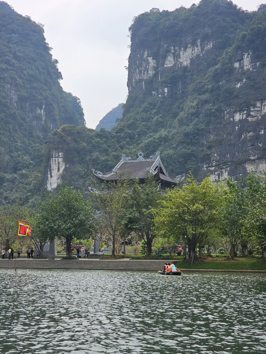 Tempel  Tràng An Landscape Complex