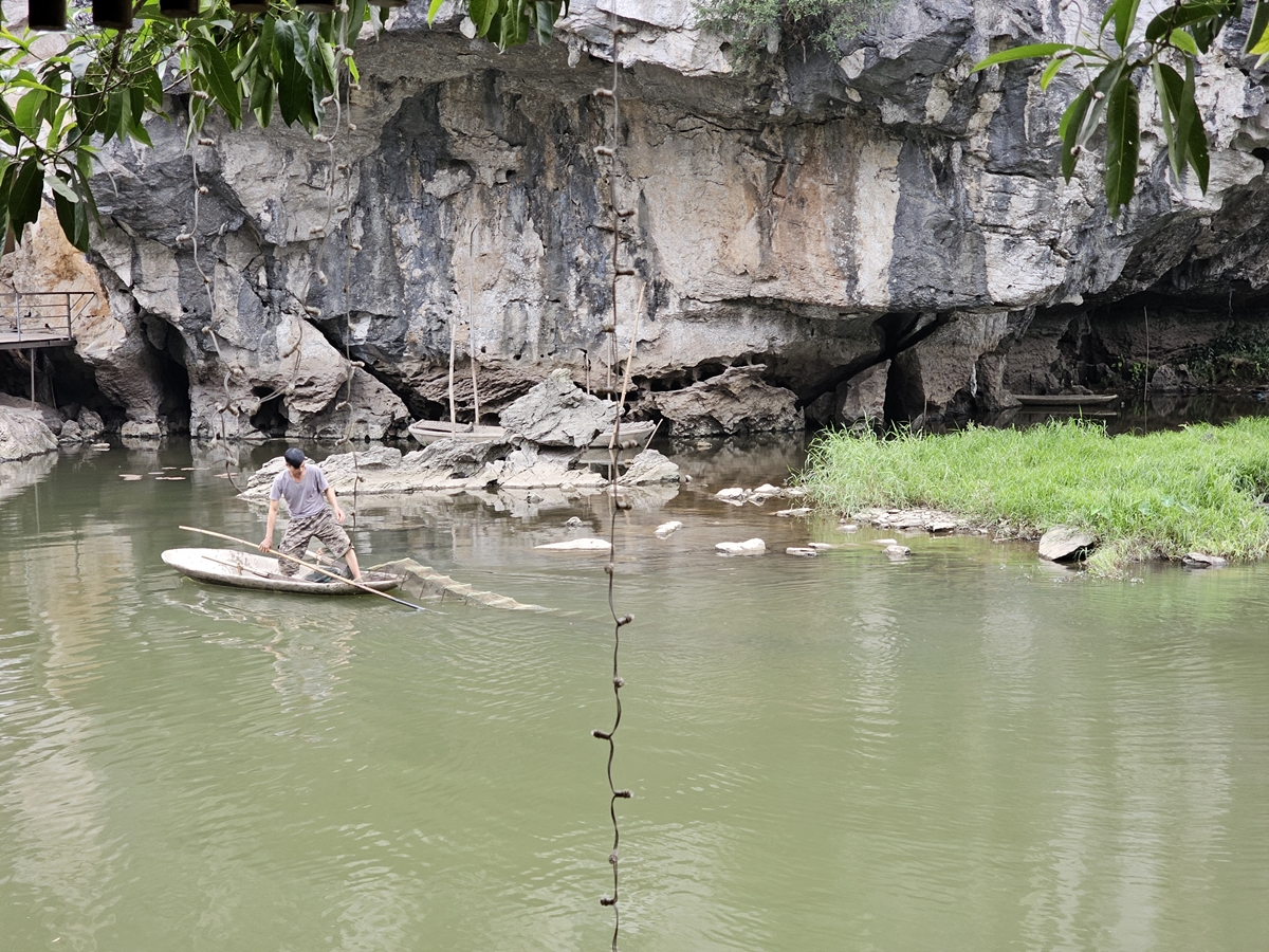 Hoang Long Riverside Homestay