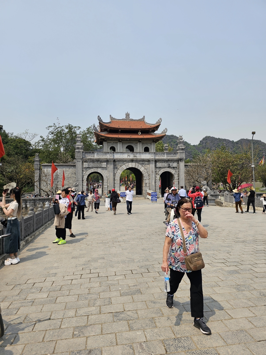Hoa Lu 